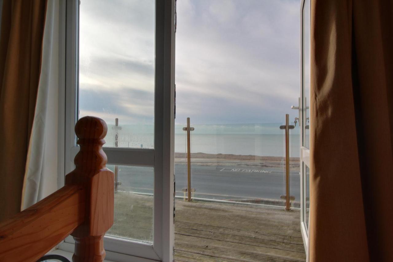 Seaview Beach House Stones Throws From The Sea By Air Premier Seaford Exterior foto